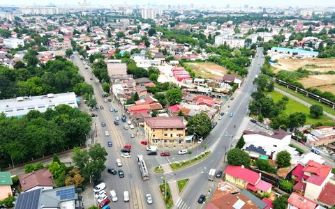 Casă cu 7 camere de vânzare în Pieptanari, București