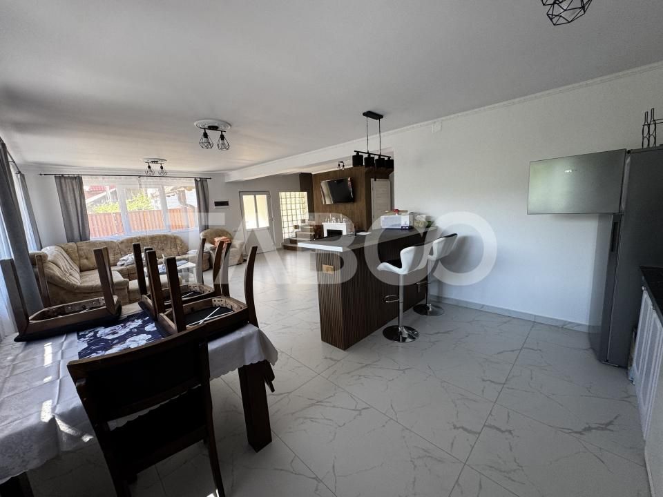 Hotel / pensiune cu 8 camere de vânzare în Rășinari – fotografia 22 din 32
