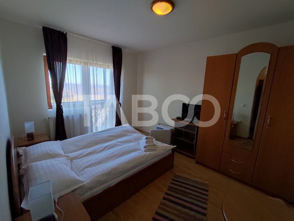 Casă cu 9 camere de vânzare în Fantanele – fotografia 9 din 18