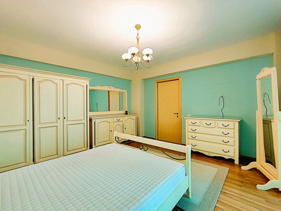 Apartament cu 3 camere de vânzare în Central, Mamaia-Sat – fotografia 21 din 27
