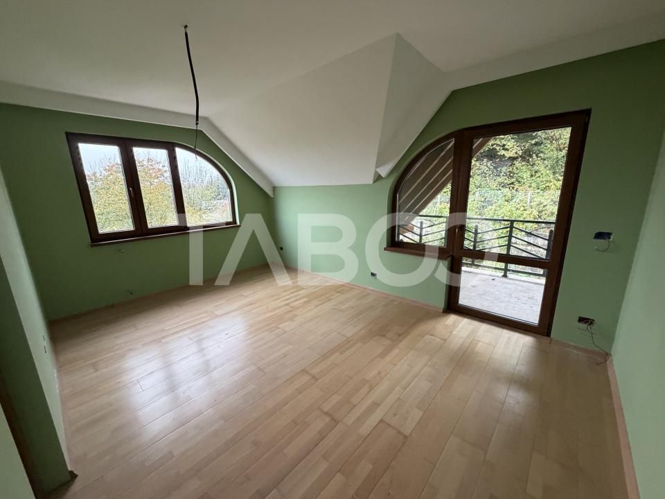 Casă cu 7 camere de vânzare în Berivoi – fotografia 12 din 29