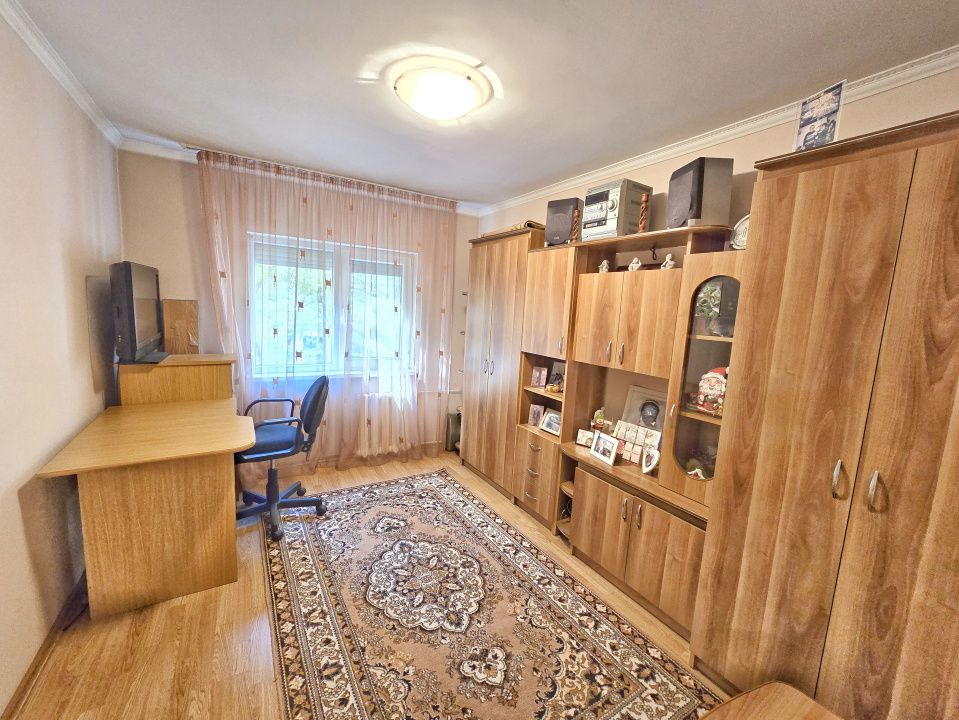 Apartament cu 3 camere de vânzare în Nufarul, Oradea – fotografia 9 din 16