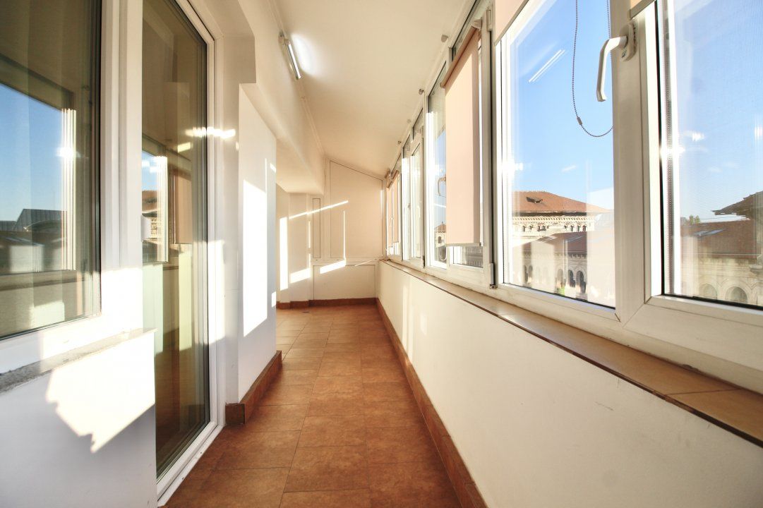 Apartament cu 2 camere de închiriat în Universitate, București – fotografia 23 din 26