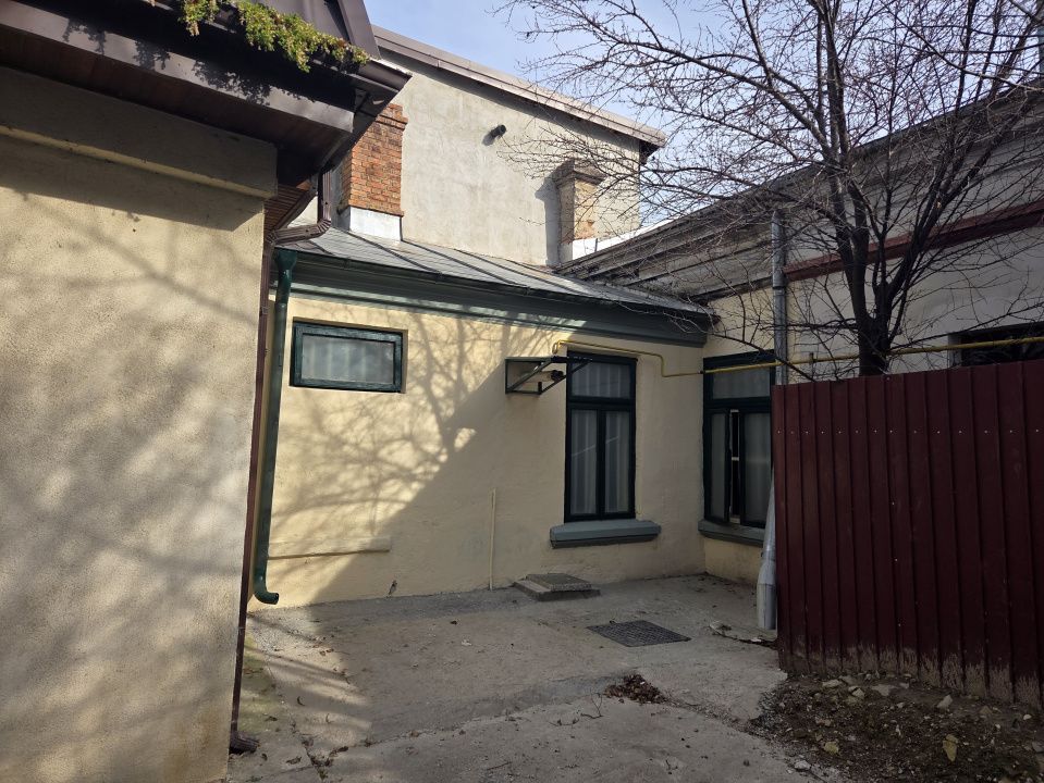 Casă cu 4 camere de vânzare în Ultracentral, Galați – fotografia 38 din 50