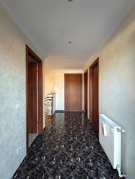 Casă cu 5 camere de vânzare în Valu lui Traian – fotografia 23 din 29
