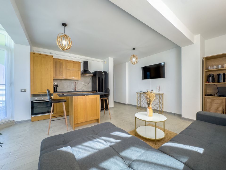 Apartament cu 2 camere de vânzare în Mamaia-Sat – fotografia 2 din 13