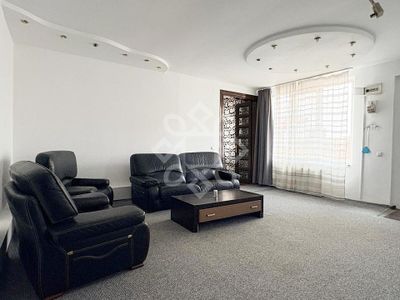Apartament cu 2 camere de vânzare în Central, Oradea – fotografia 2 din 18