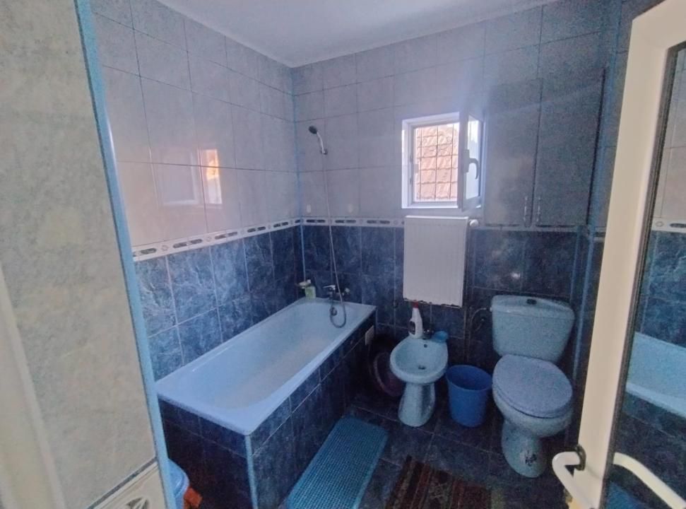 Casă cu 9 camere de vânzare în Ștefănești – fotografia 11 din 13