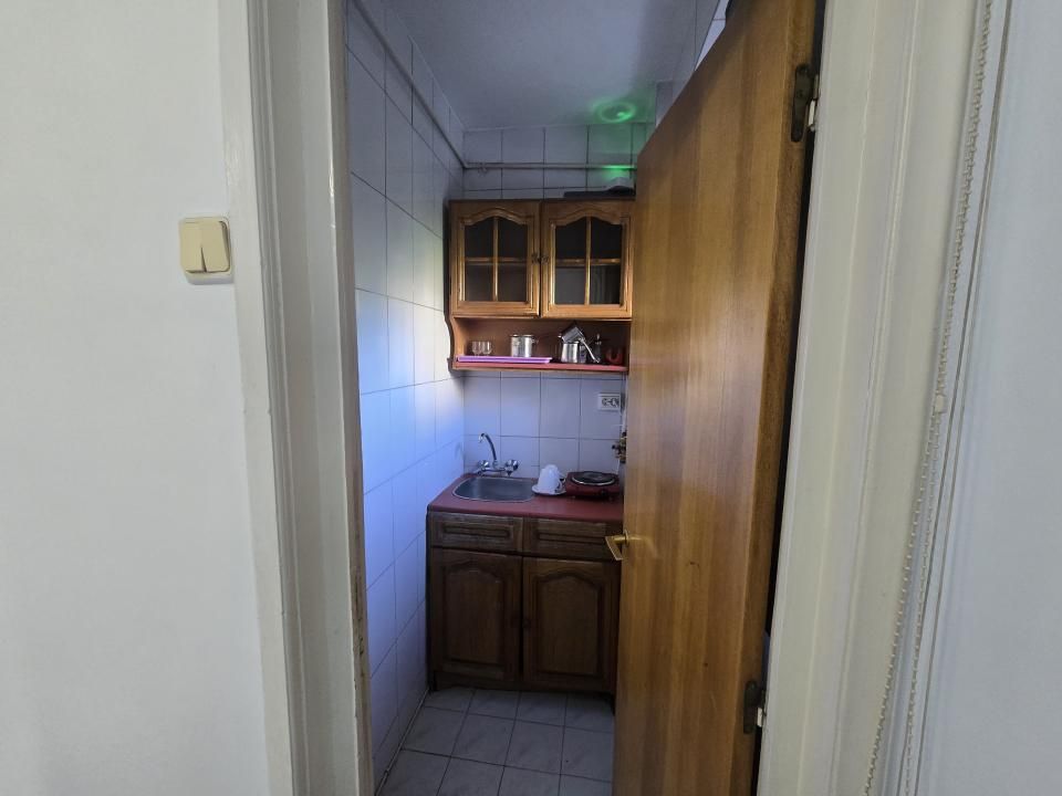 Garsonieră cu 2 camere de vânzare în Libertatii, București – fotografia 8 din 13
