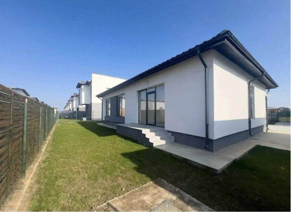 Casă cu 4 camere de vânzare în Central, Tunari – fotografia 7 din 18
