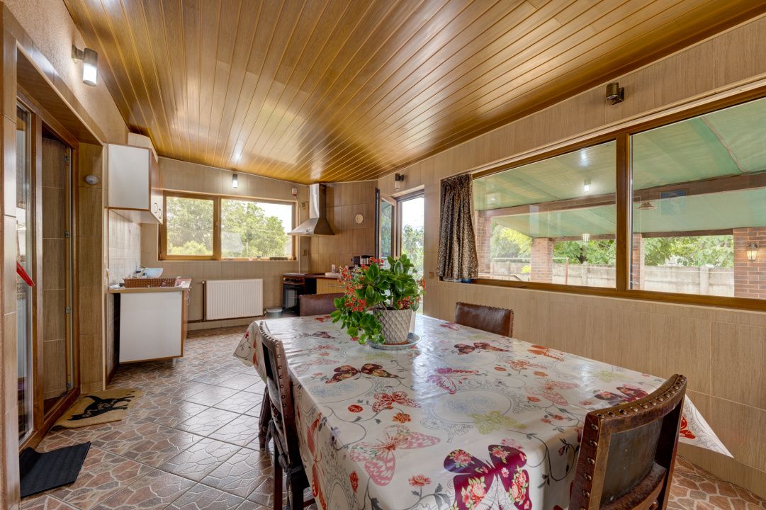 Casă cu 6 camere de vânzare în Afumați – fotografia 7 din 19