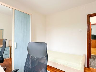 Apartament cu 3 camere de închiriat în Drumul Taberei, București – fotografia 5 din 14