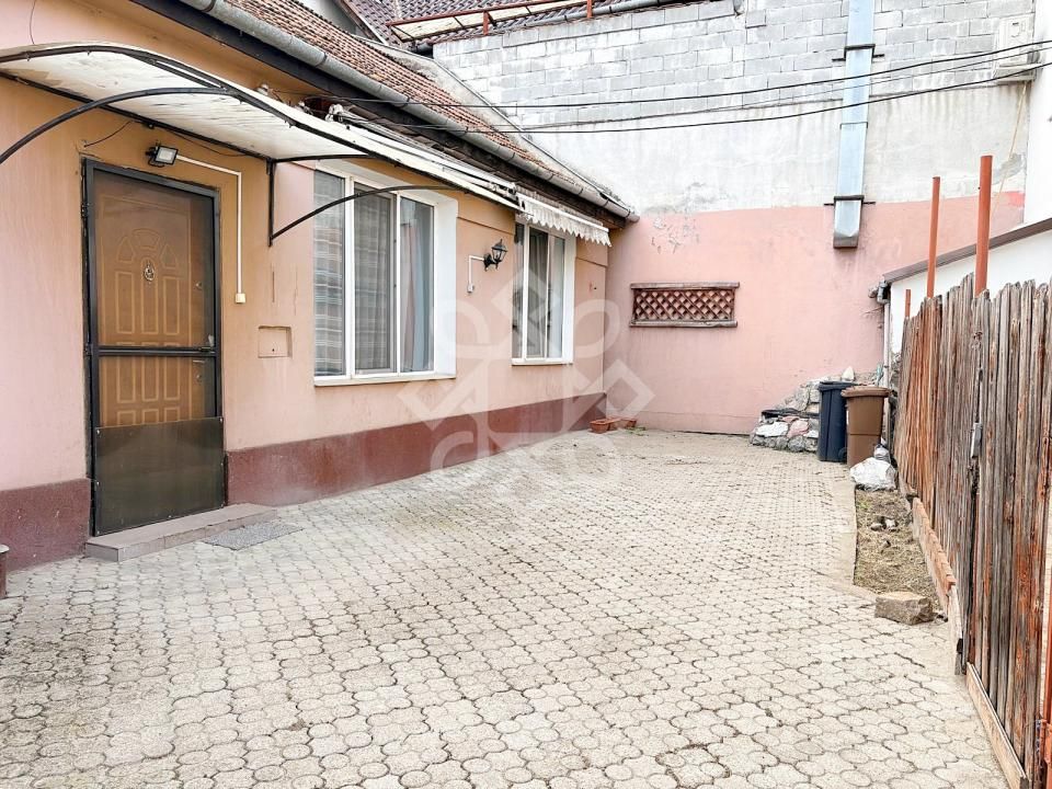 Apartament cu 2 camere de vânzare în Central, Oradea – fotografia 18 din 18