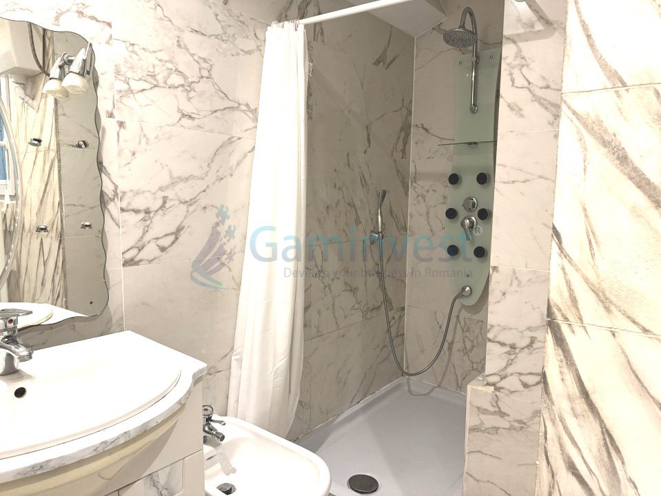 Apartament cu 3 camere de vânzare în Central, Oradea – fotografia 7 din 11