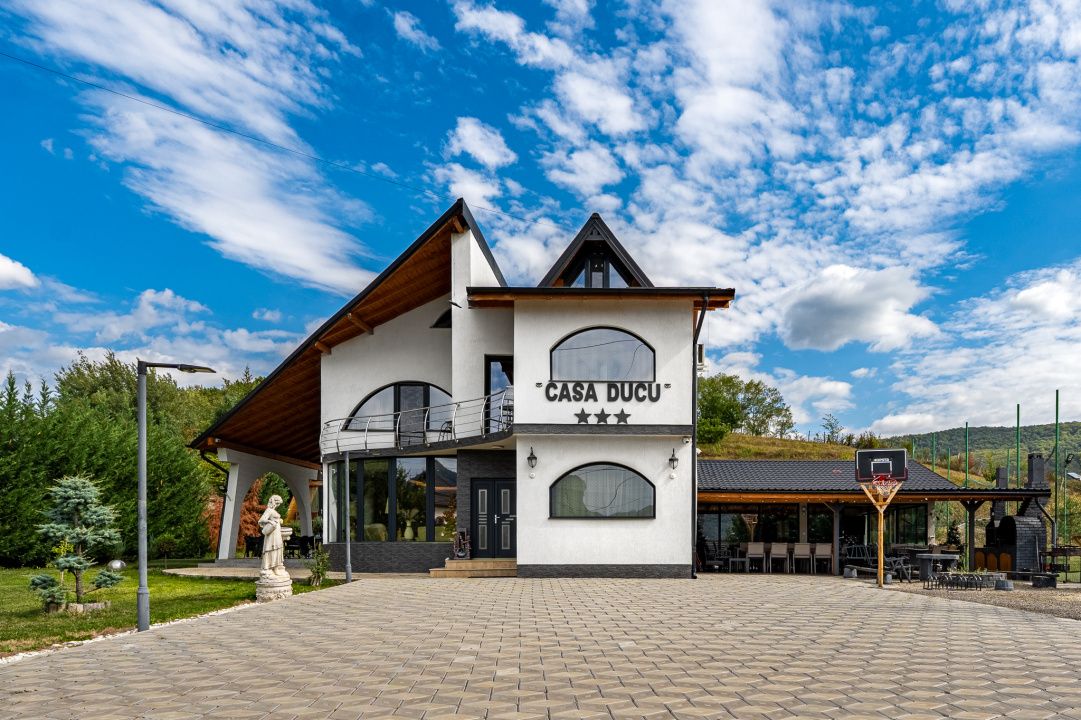 Hotel / pensiune cu 8 camere de vânzare în Central, Călimănești – fotografia 30 din 41