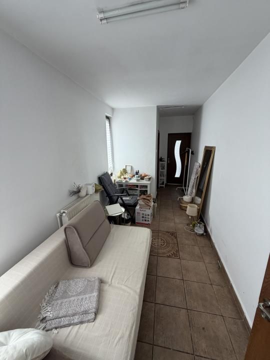 Spațiu comercial cu 6 camere de vânzare în Central, Giurgiu – fotografia 7 din 17
