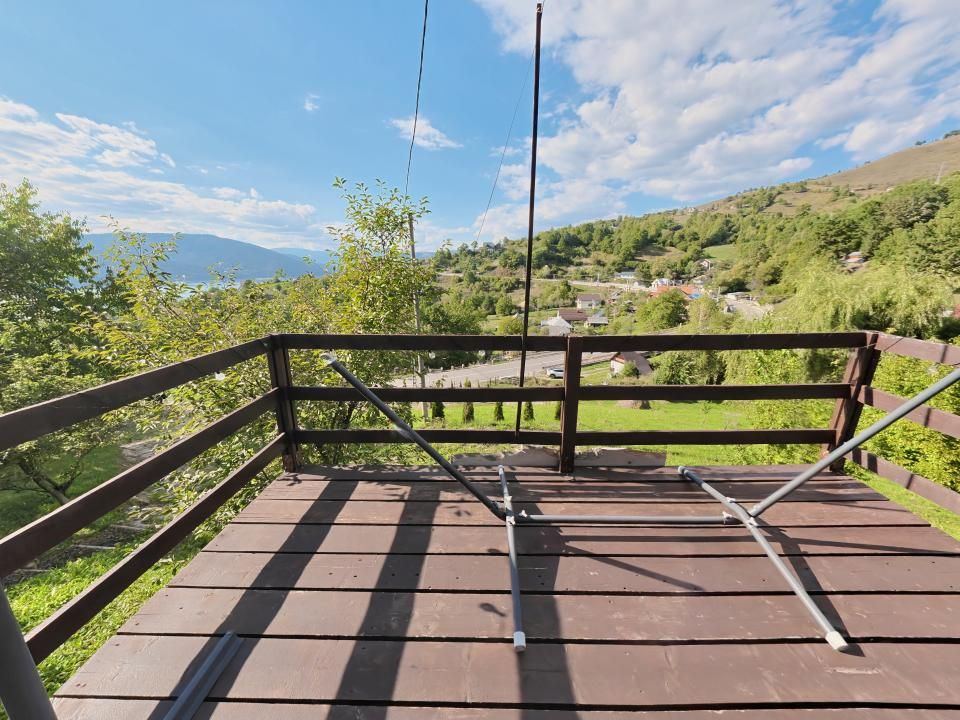 Casă cu 5 camere de vânzare în Buhalnita – fotografia 18 din 23