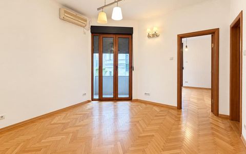 Apartament cu 2 camere de închiriat în P-ta Amzei, București