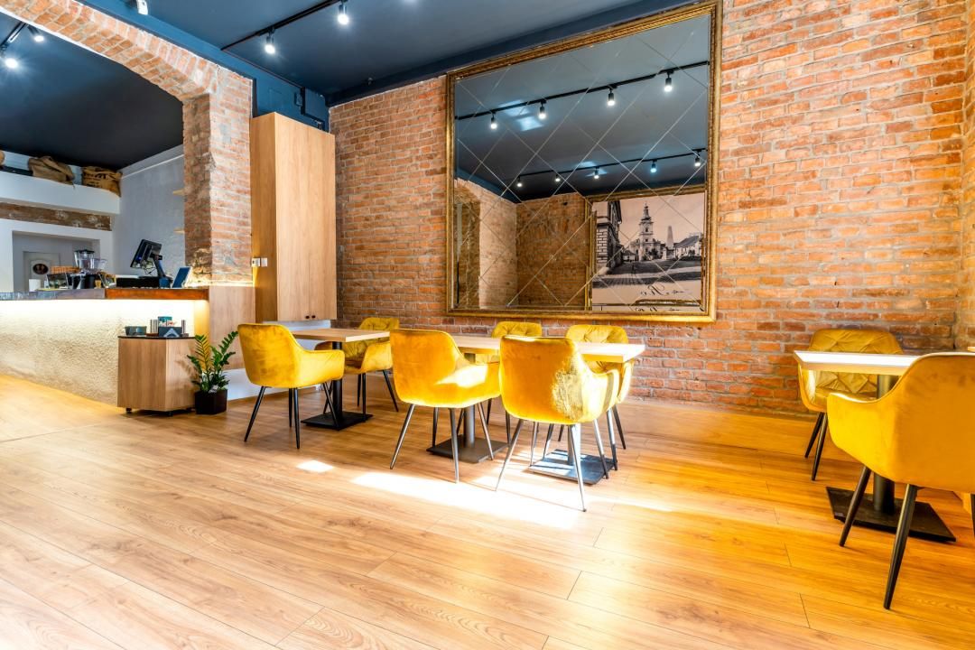 Spațiu comercial cu 3 camere de vânzare în Centru / P-ta Muzeului, Cluj-Napoca – fotografia 1 din 7
