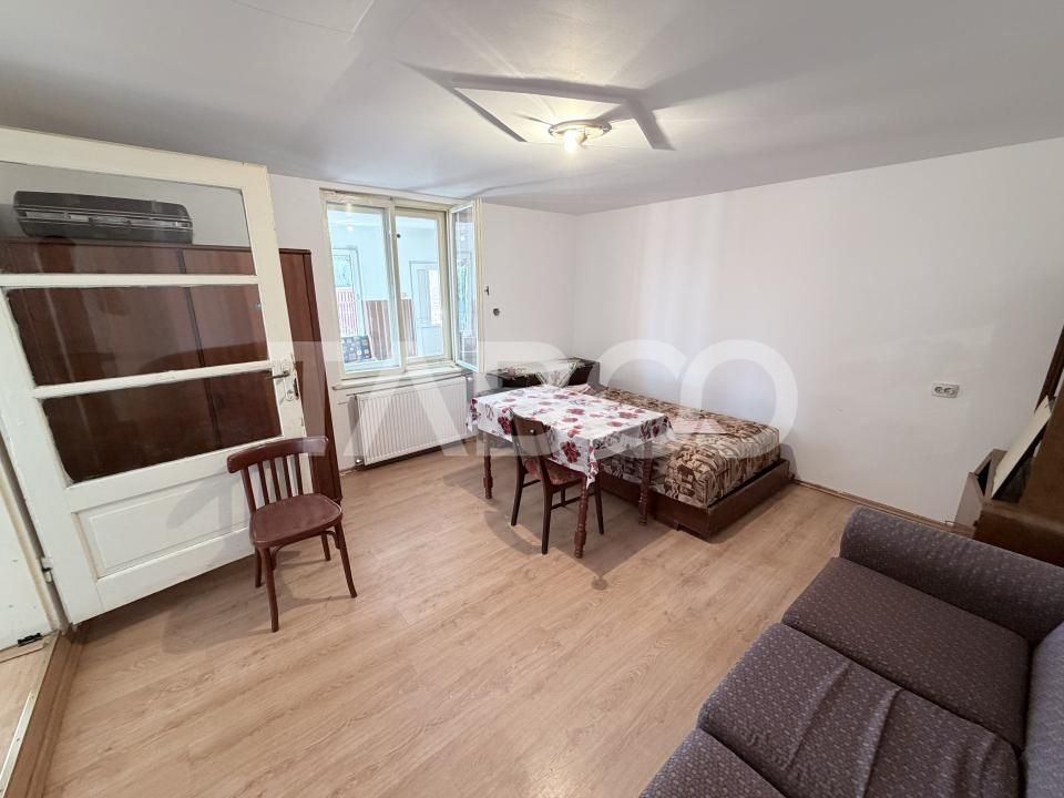 Casă cu 3 camere de vânzare în Sura Mare – fotografia 6 din 12
