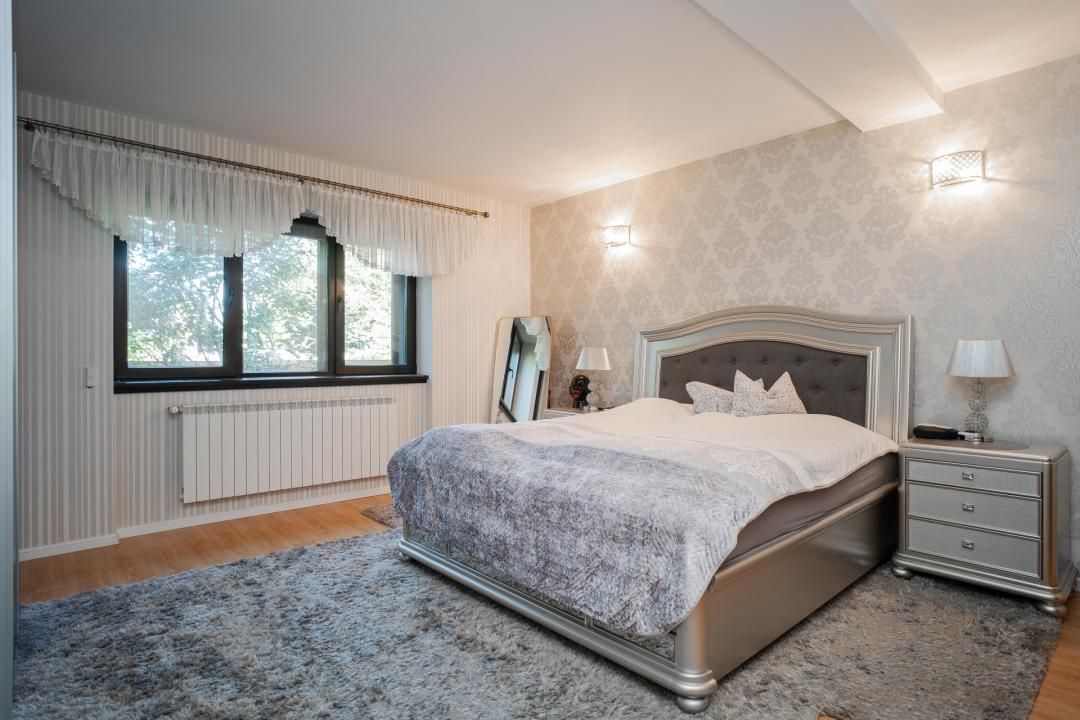 Spațiu comercial cu 10 camere de vânzare în Tătărași, Iași – fotografia 12 din 20
