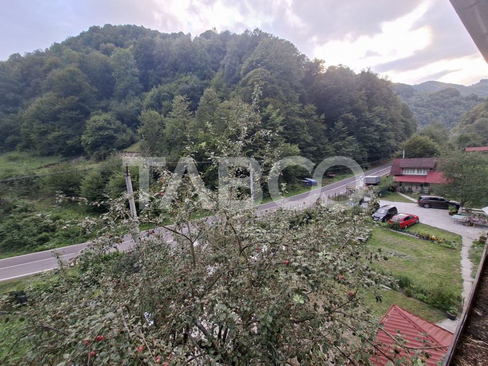 Casă cu 29 camere de vânzare în Valea Macesului – fotografia 41 din 49