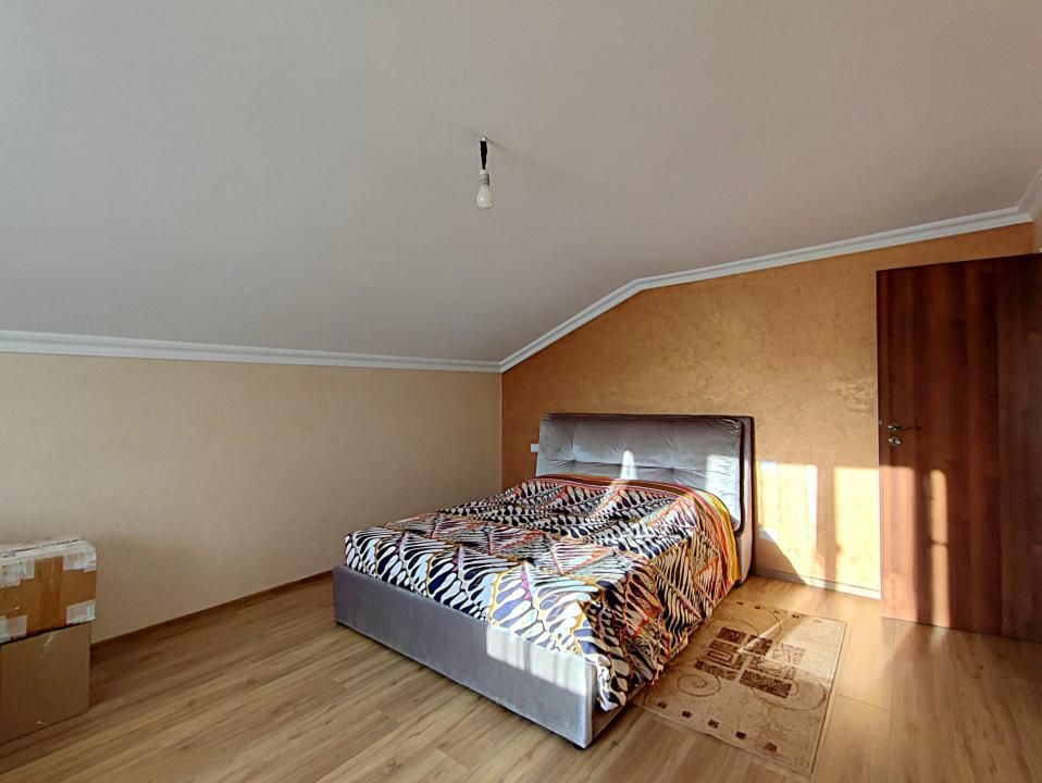 Casă cu 5 camere de vânzare în Valu lui Traian – fotografia 17 din 29
