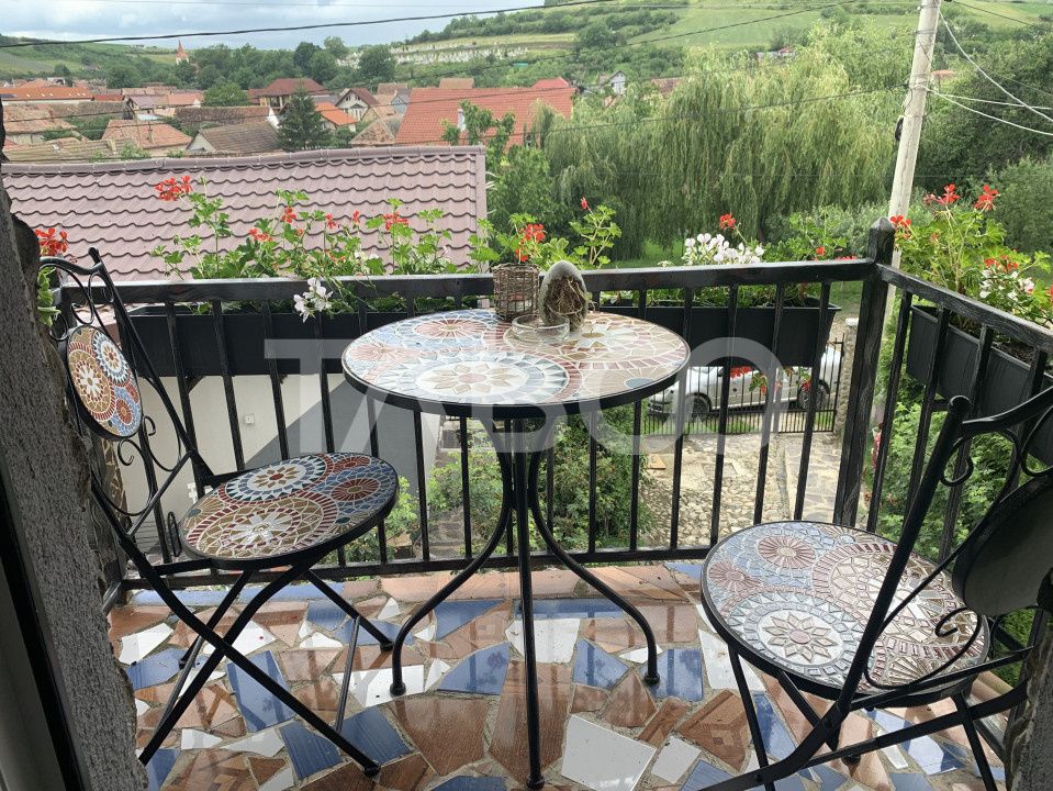 Casă cu 7 camere de vânzare în Sura Mare – fotografia 15 din 35
