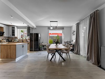 Casă cu 5 camere de închiriat în Pipera, București – fotografia 2 din 39