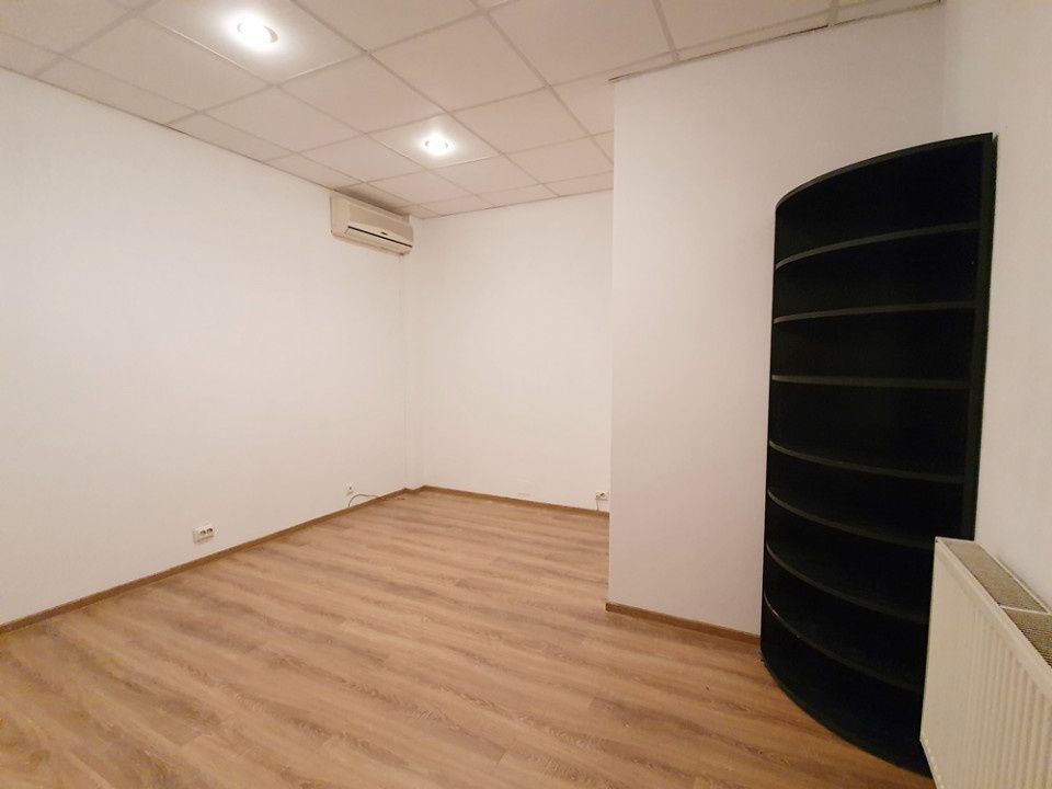 Spațiu de birouri cu 7 camere de vânzare în Calea Calarasilor, București – fotografia 6 din 11