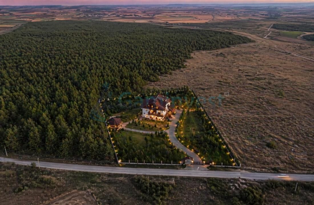Teren de vânzare în Gepiu – fotografia 1 din 2