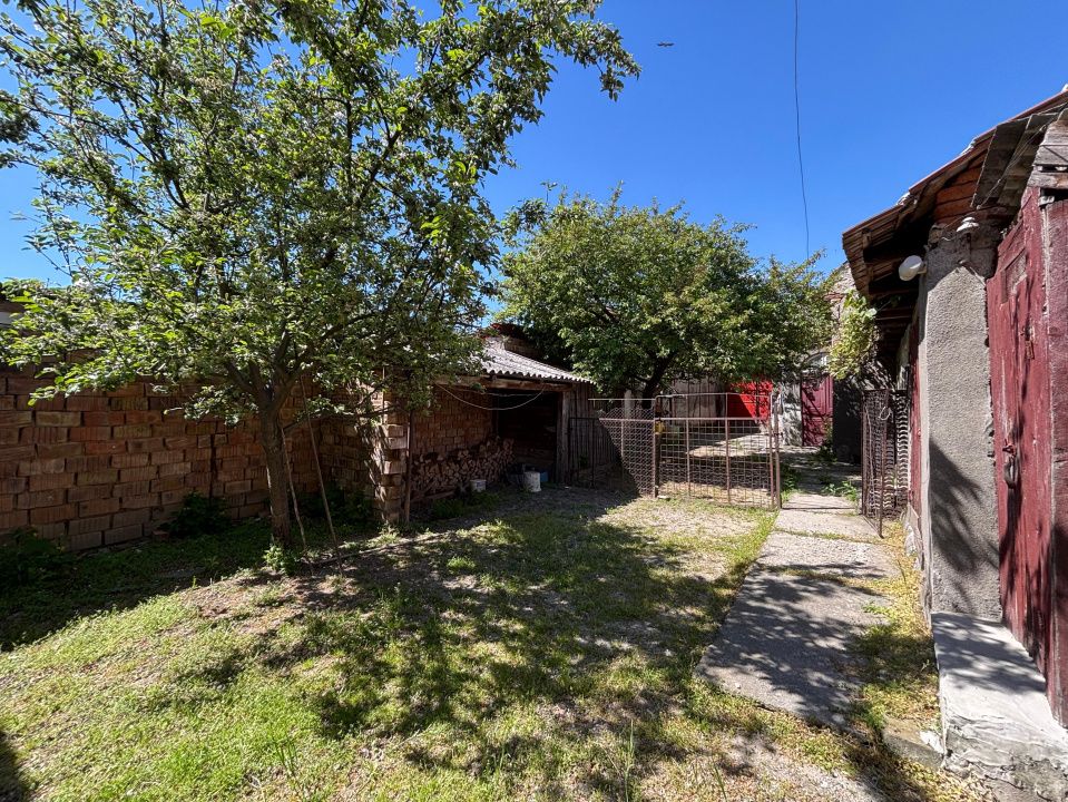 Casă cu 4 camere de vânzare în Boita – fotografia 4 din 10