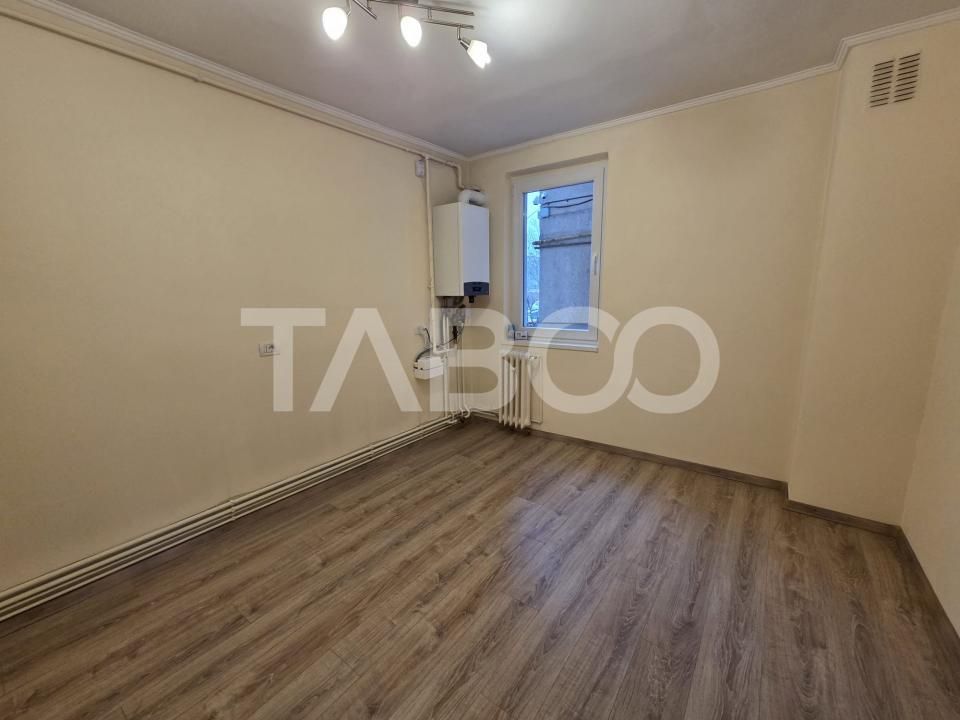 Apartament cu 4 camere de închiriat în Făgăraș – fotografia 3 din 11