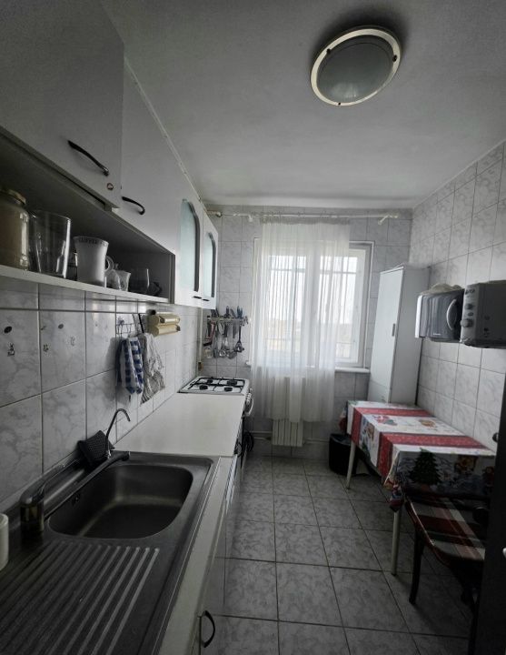 Apartament cu 5 camere de vânzare în Tomis Nord, Constanța – fotografia 3 din 12