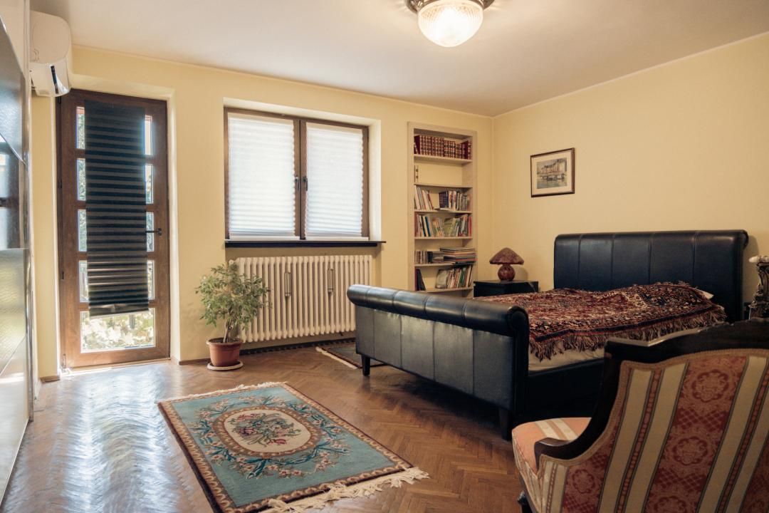 Casă cu 9 camere de vânzare în Ultracentral, București – fotografia 37 din 46