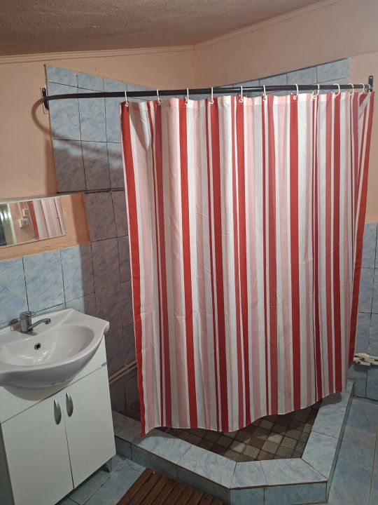 Casă cu 3 camere de vânzare în Central, Cricau – fotografia 54 din 54