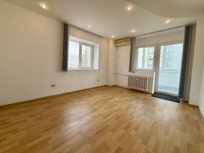 Apartament cu 3 camere de închiriat în Decebal, București – fotografia 4 din 12