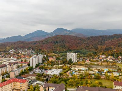 Casă cu 5 camere de vânzare în Noua, Brașov – fotografia 2 din 27