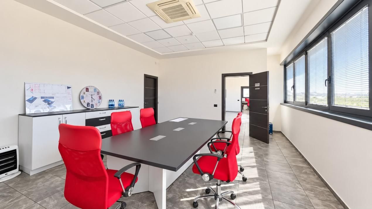Spațiu industrial de vânzare în Vest, Oradea – fotografia 5 din 9