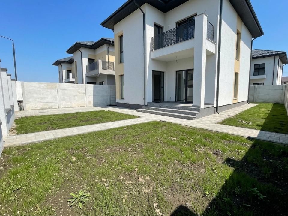 Casă cu 6 camere de vânzare în Tunari – fotografia 3 din 20