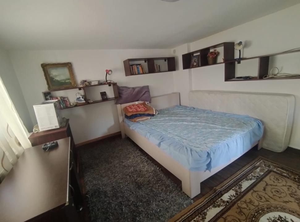 Casă cu 9 camere de vânzare în Ștefănești – fotografia 8 din 13
