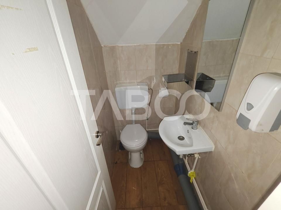 Spațiu comercial cu 3 camere de închiriat în Centrul Istoric, Sibiu – fotografia 4 din 5