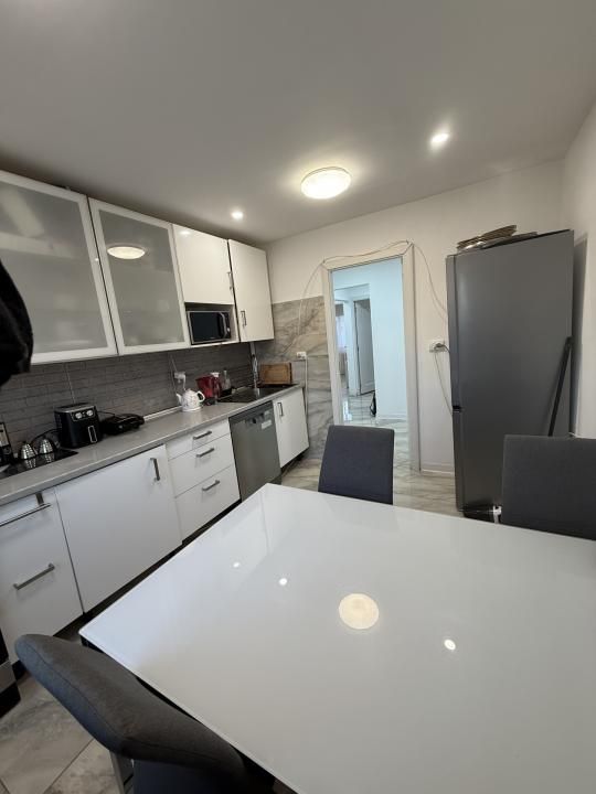 Apartament cu 3 camere de vânzare în Semicentral / Paris, Cluj-Napoca – fotografia 4 din 21