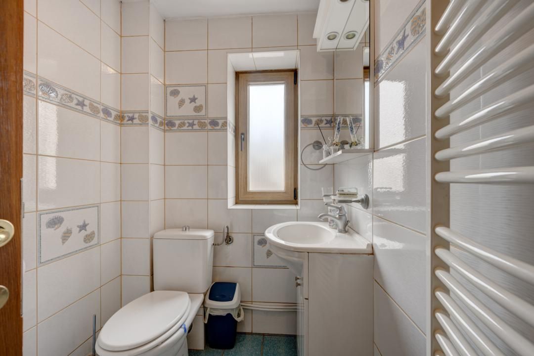 Casă cu 8 camere de închiriat în Banu Manta, București – fotografia 40 din 41