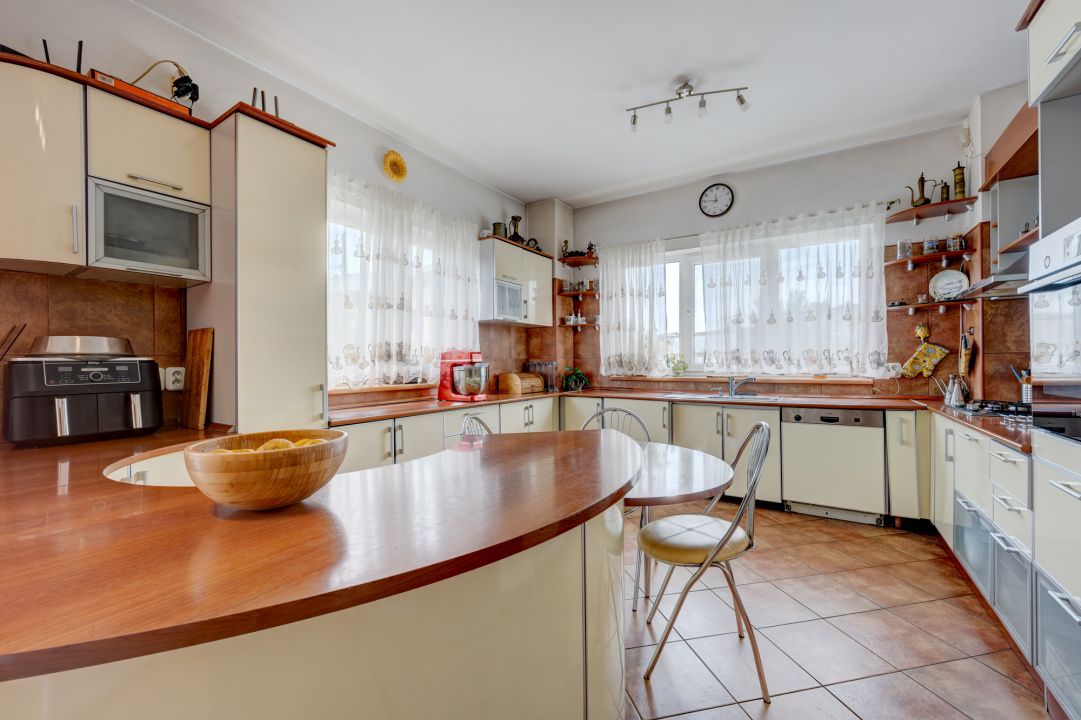 Casă cu 6 camere de vânzare în Fundeni, București – fotografia 24 din 48