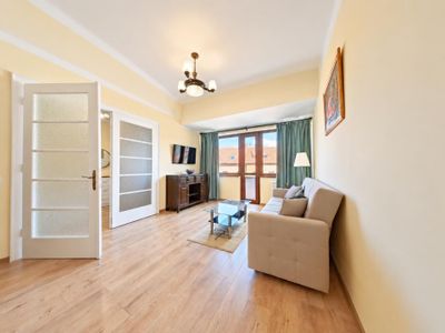 Apartament cu 3 camere de închiriat în Centrul Istoric, Brașov – fotografia 4 din 14