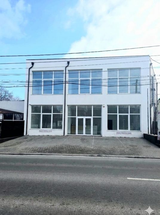Spațiu comercial cu 2 camere de închiriat în Casa de Cultura, Constanța – fotografia 1 din 5