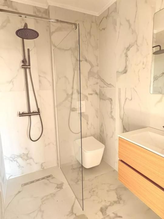 Casă cu 5 camere de vânzare în Central, Tunari – fotografia 13 din 17