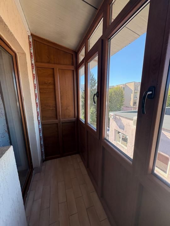 Garsonieră cu 1 cameră de închiriat în Central, Targu-Jiu – fotografia 4 din 8