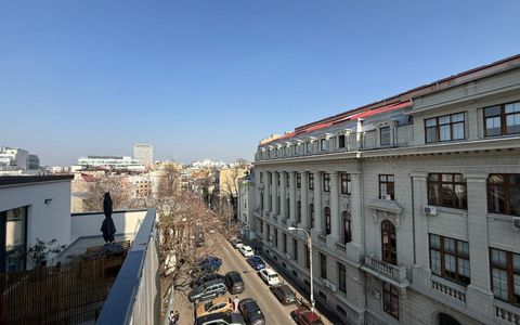 Apartament cu 4 camere de închiriat în Romana, București